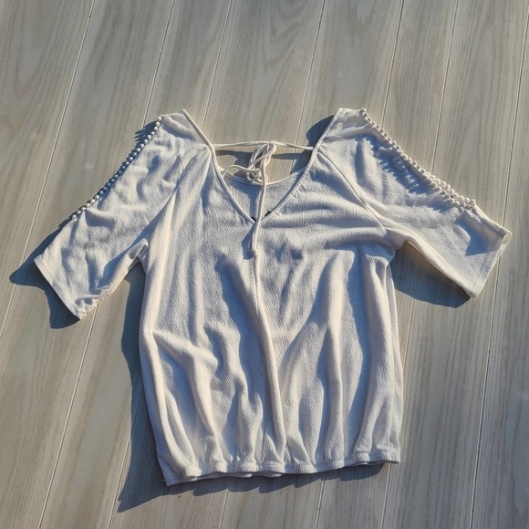 MAURICES short sleeves tie in the back - Picture 12 of 16